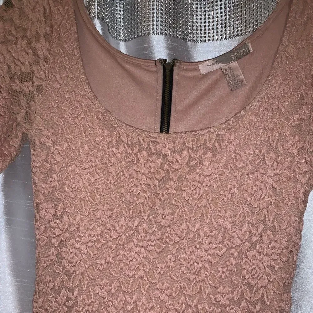 Pink lace forever 21 dress